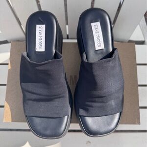 Steve Madden Slinky Sandal